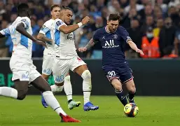 巴黎圣日耳曼轻取马赛，蝉联法甲冠军(巴黎圣日耳曼赛况)